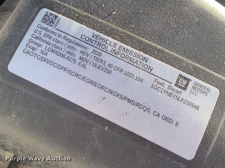 image for item MQ9616 2020 Chevrolet  Silverado 2500HD Crew Cab pickup truck