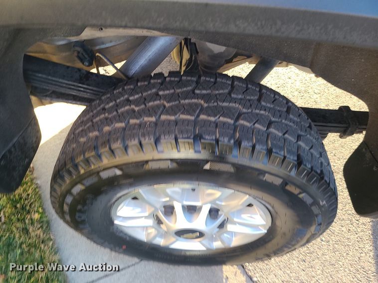 image for item MQ9616 2020 Chevrolet  Silverado 2500HD Crew Cab pickup truck