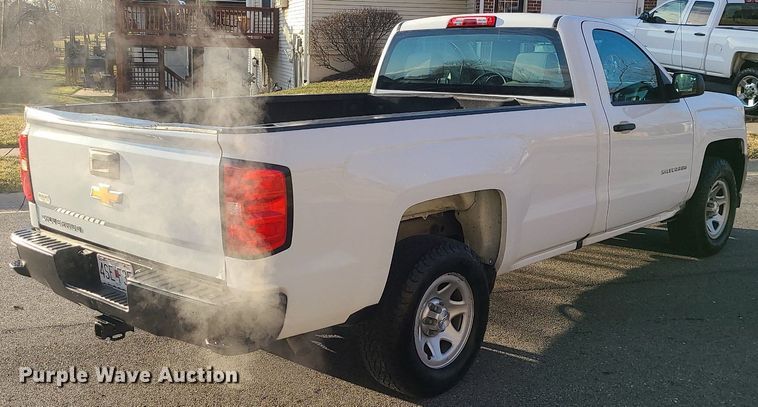 image for item MQ9618 2016 Chevrolet Silverado 1500 pickup truck