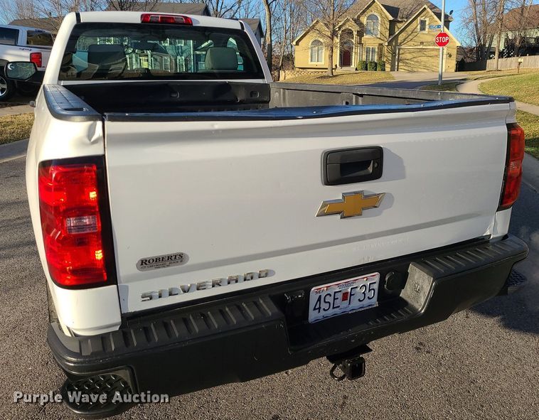 image for item MQ9618 2016 Chevrolet Silverado 1500 pickup truck