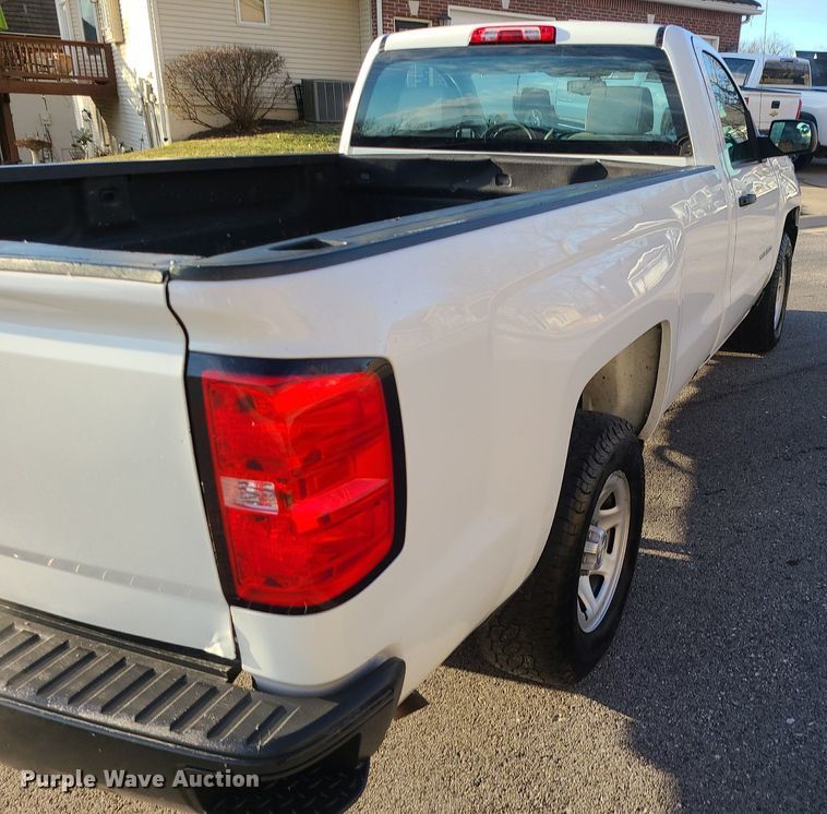 image for item MQ9618 2016 Chevrolet Silverado 1500 pickup truck