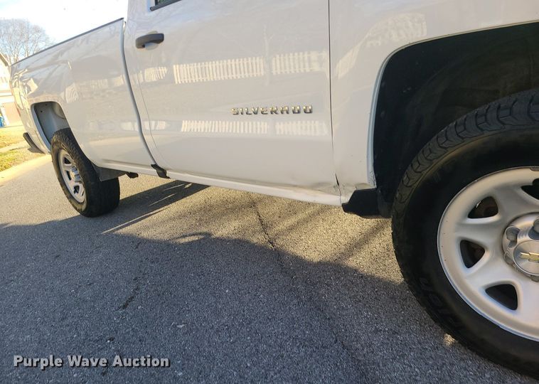 image for item MQ9618 2016 Chevrolet Silverado 1500 pickup truck