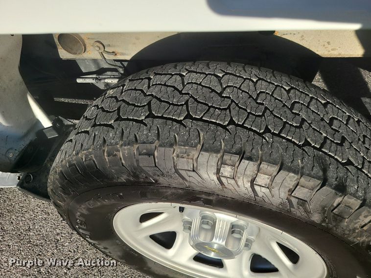 image for item MQ9618 2016 Chevrolet Silverado 1500 pickup truck