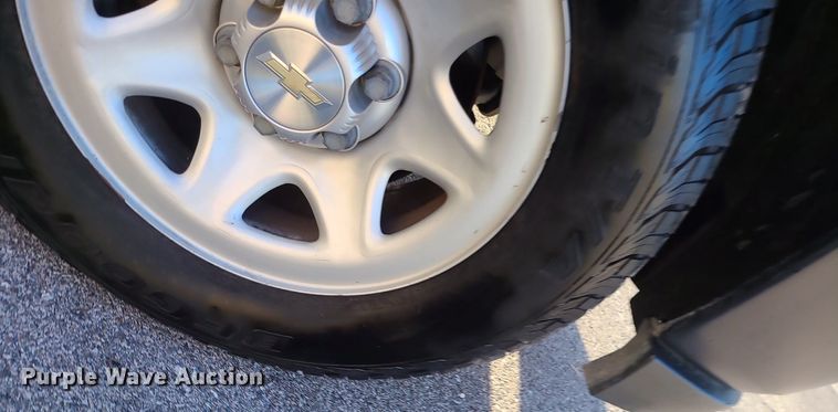 image for item MQ9618 2016 Chevrolet Silverado 1500 pickup truck