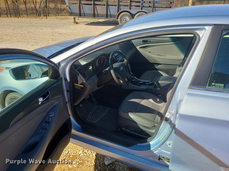 image for item MQ9669 2012 Hyundai  Sonata 