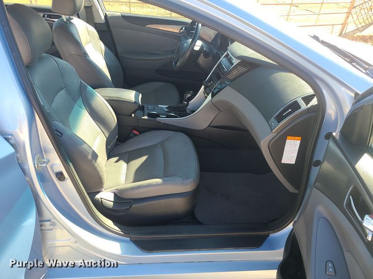 image for item MQ9669 2012 Hyundai  Sonata 