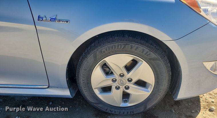 image for item MQ9669 2012 Hyundai  Sonata 