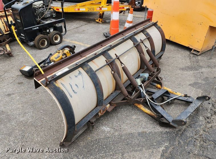 image for item MQ9673 Meyer snow plow
