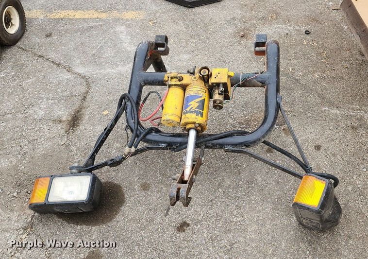 image for item MQ9673 Meyer snow plow