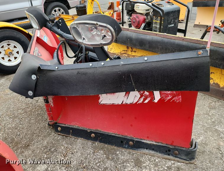 image for item MQ9676 The Boss Power-V DXT snow plow 