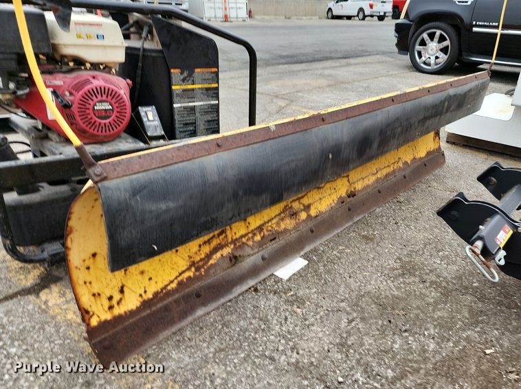 image for item MQ9679 102