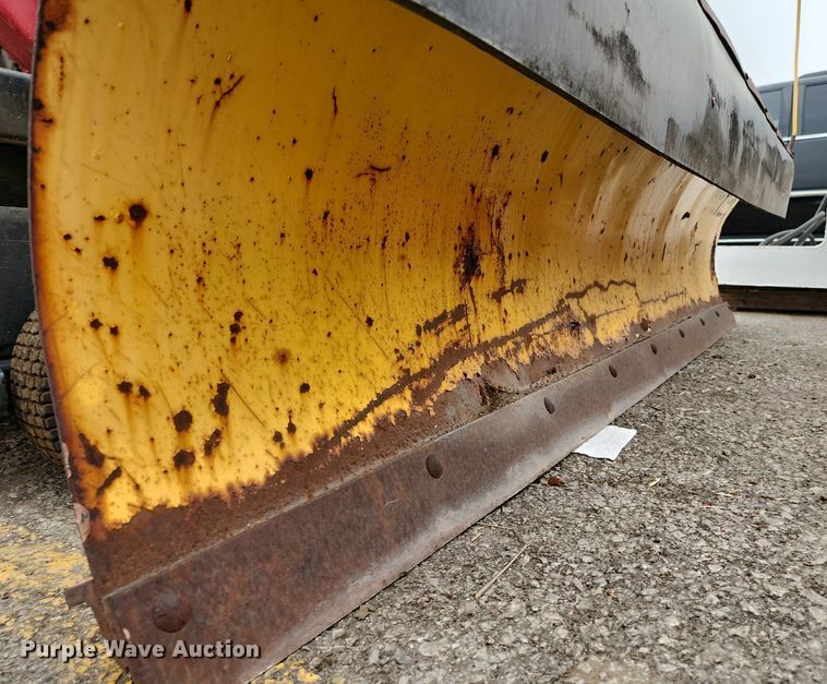 image for item MQ9679 102