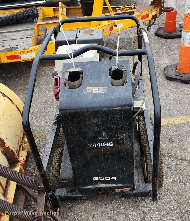 image for item MQ9680 Mi-T-M HSP-3504-3MGH pressure washer