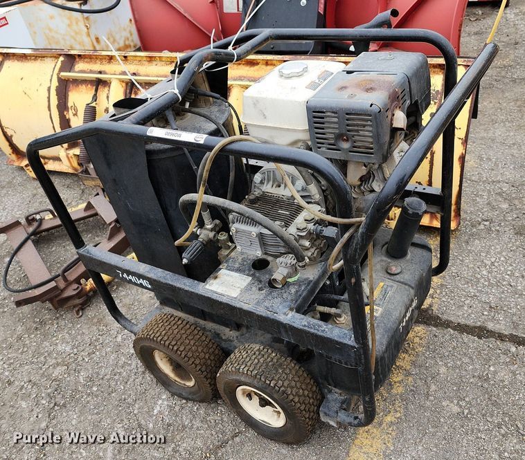 image for item MQ9680 Mi-T-M HSP-3504-3MGH pressure washer