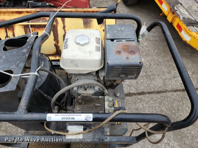 image for item MQ9680 Mi-T-M HSP-3504-3MGH pressure washer