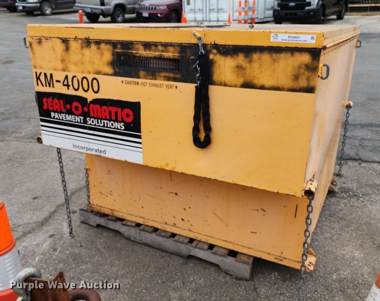image for item MQ9681 Keizer-Morris KM-4000 asphalt hot box