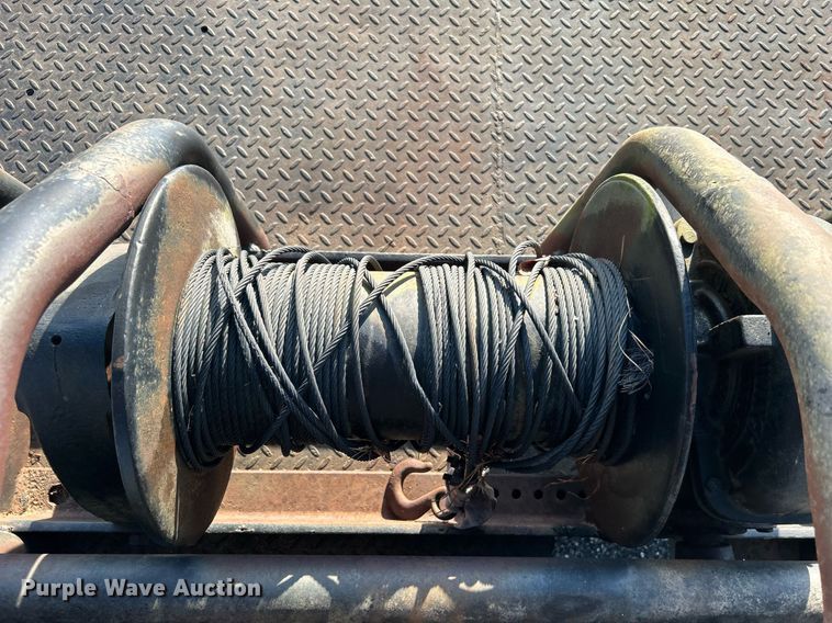 image for item NB9323 Steel winch flatbed