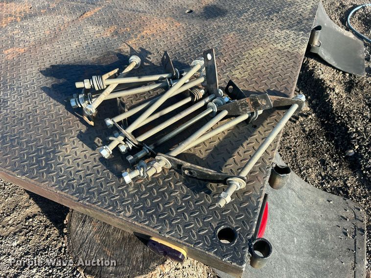 image for item NB9323 Steel winch flatbed