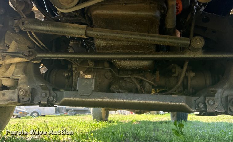 image for item NB9348 1993 Toyota T100 pickup truck