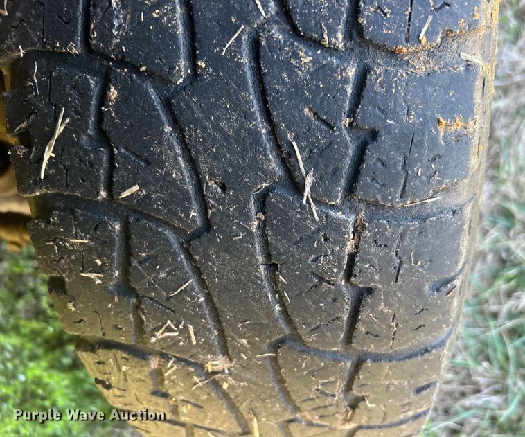 image for item NB9348 1993 Toyota T100 pickup truck