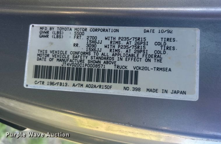 image for item NB9348 1993 Toyota T100 pickup truck