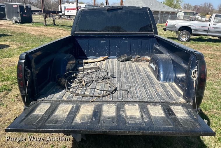 image for item NB9349 1996 Chevrolet C1500 Ext. Cab pickup truck