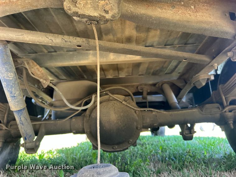 image for item NB9349 1996 Chevrolet C1500 Ext. Cab pickup truck