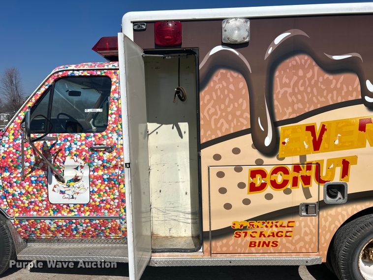 image for item NB9350 1984 Ford E350 delivery truck