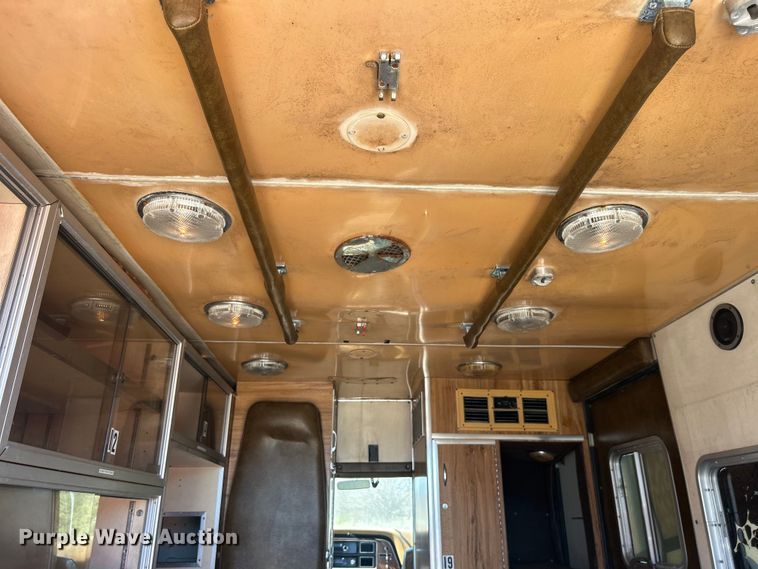 image for item NB9350 1984 Ford E350 delivery truck