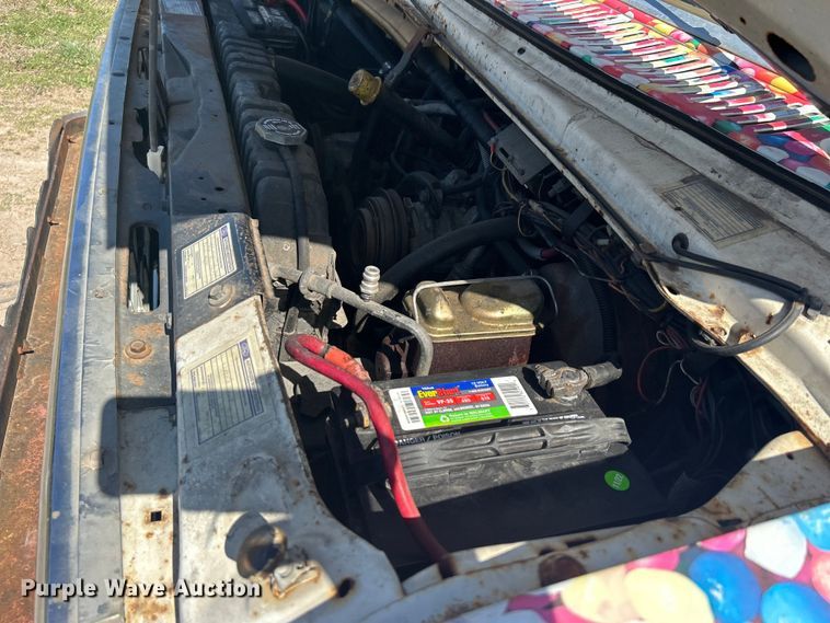 image for item NB9350 1984 Ford E350 delivery truck