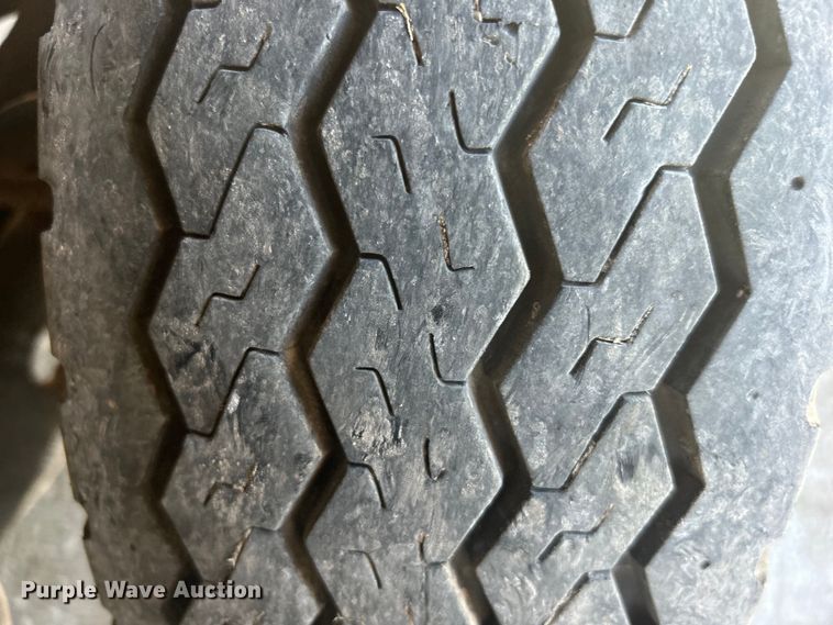 image for item NB9350 1984 Ford E350 delivery truck