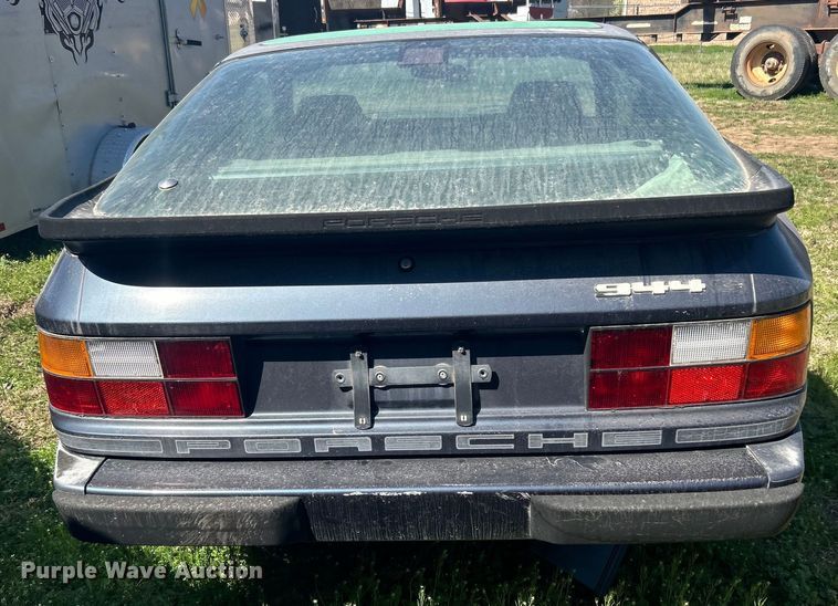 image for item NB9351 1987 Porsche 944 