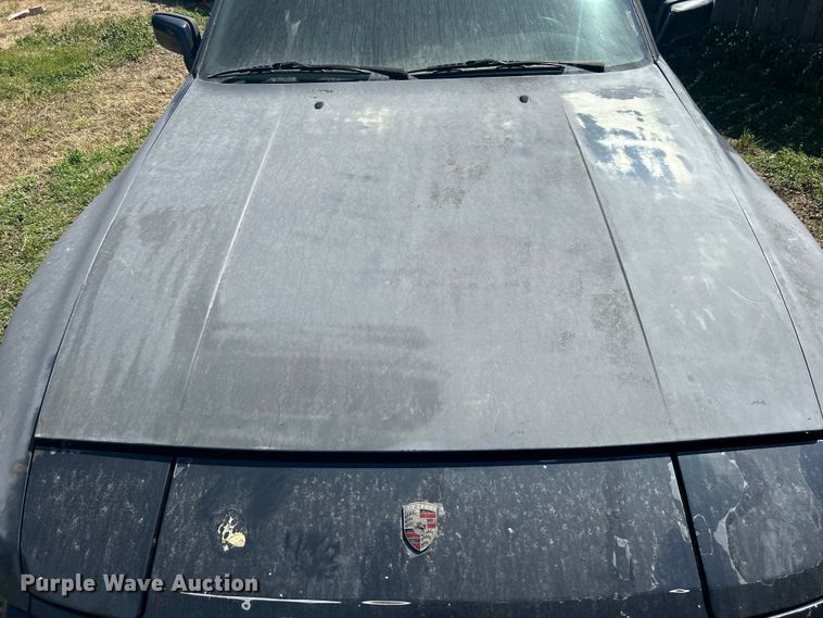 image for item NB9351 1987 Porsche 944 