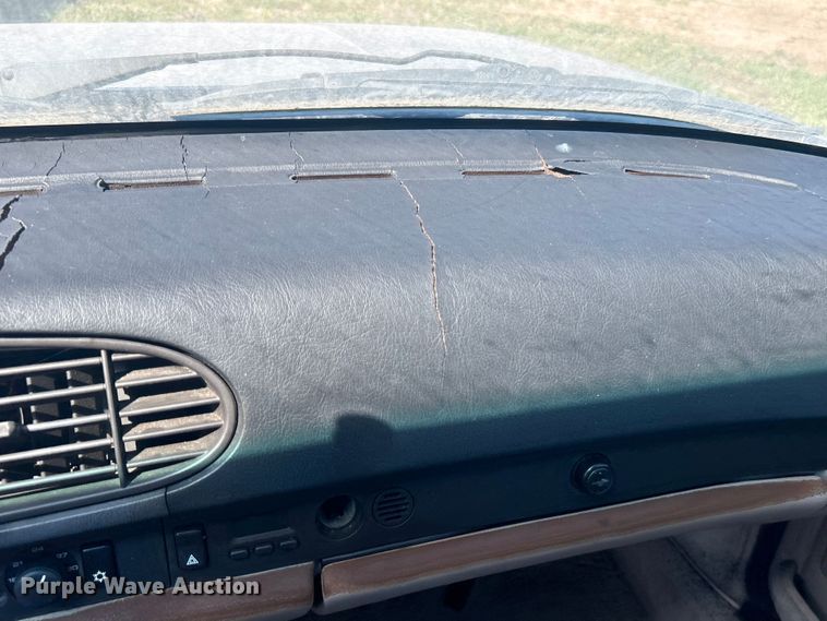 image for item NB9351 1987 Porsche 944 