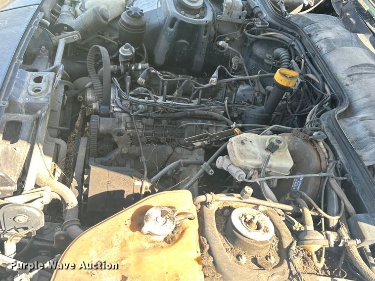 image for item NB9351 1987 Porsche 944 