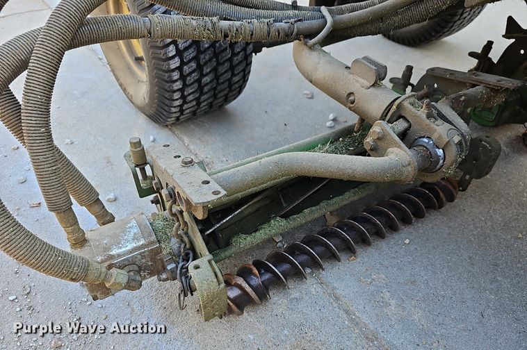 image for item NE9539 John Deere  3215B reel mower