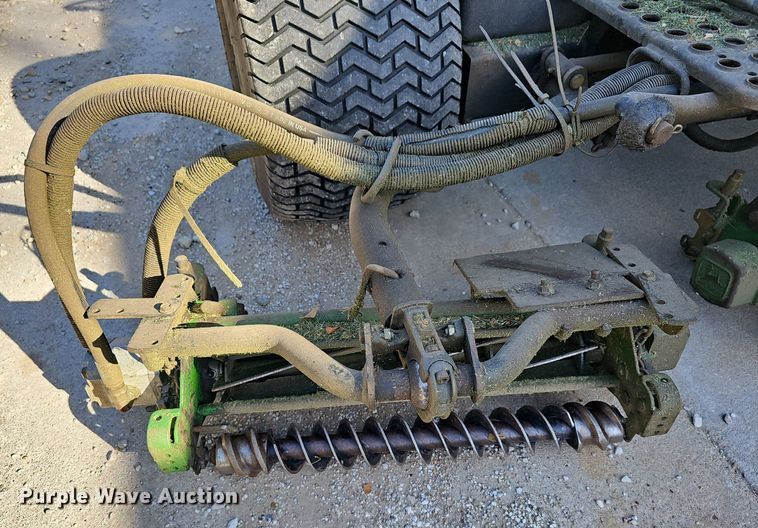 image for item NE9539 John Deere  3215B reel mower