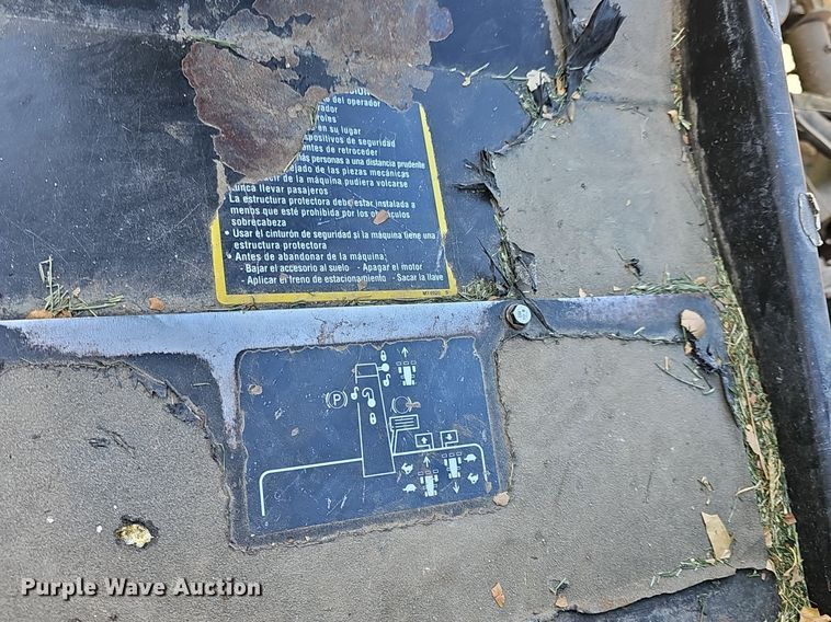 image for item NE9539 John Deere  3215B reel mower