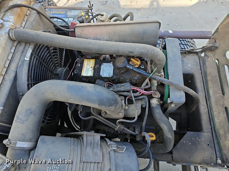 image for item NE9539 John Deere  3215B reel mower