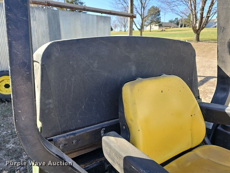 image for item NE9541 2007 John Deere 1600 series II lawn mower