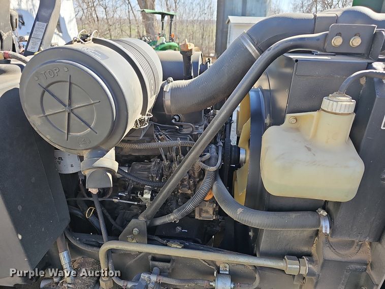 image for item NE9541 2007 John Deere 1600 series II lawn mower