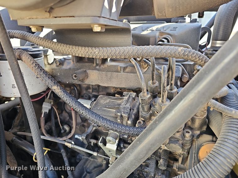 image for item NE9541 2007 John Deere 1600 series II lawn mower