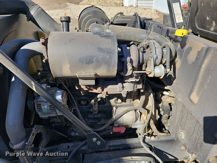 image for item NE9541 2007 John Deere 1600 series II lawn mower