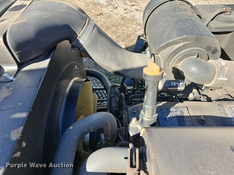 image for item NE9541 2007 John Deere 1600 series II lawn mower