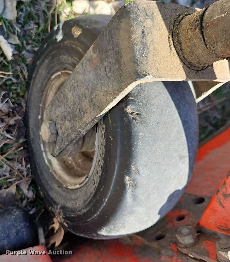 image for item NE9542 Jacobsen Turf Cat lawn mower