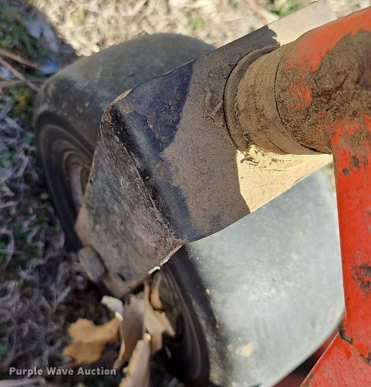 image for item NE9542 Jacobsen Turf Cat lawn mower