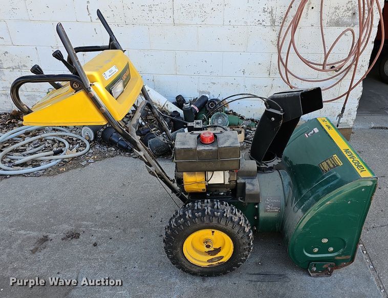 image for item NE9543 Yardman 404 snow blower