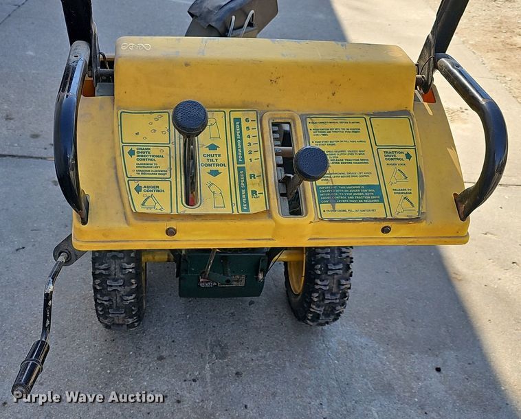 image for item NE9543 Yardman 404 snow blower