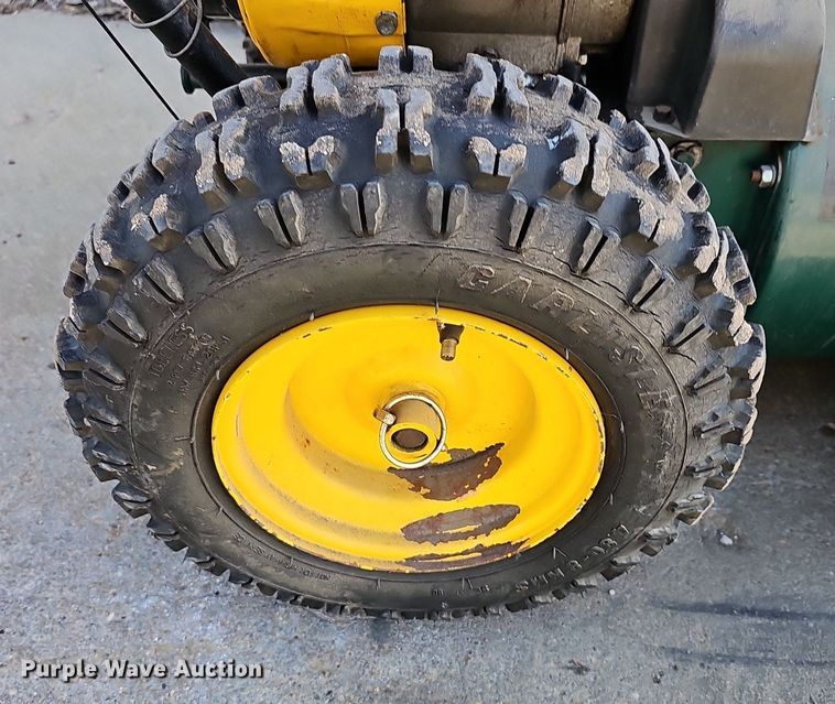 image for item NE9543 Yardman 404 snow blower