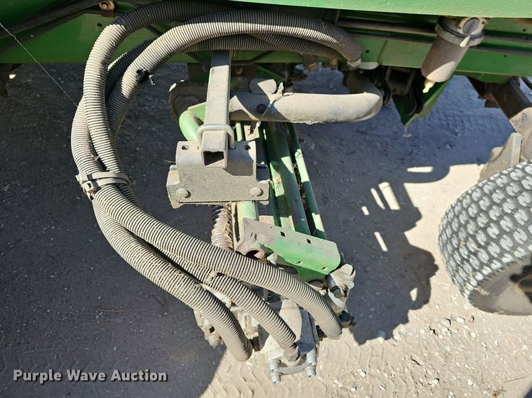 image for item NE9544 2010 John Deere 7500 Precision Cut reel mower
